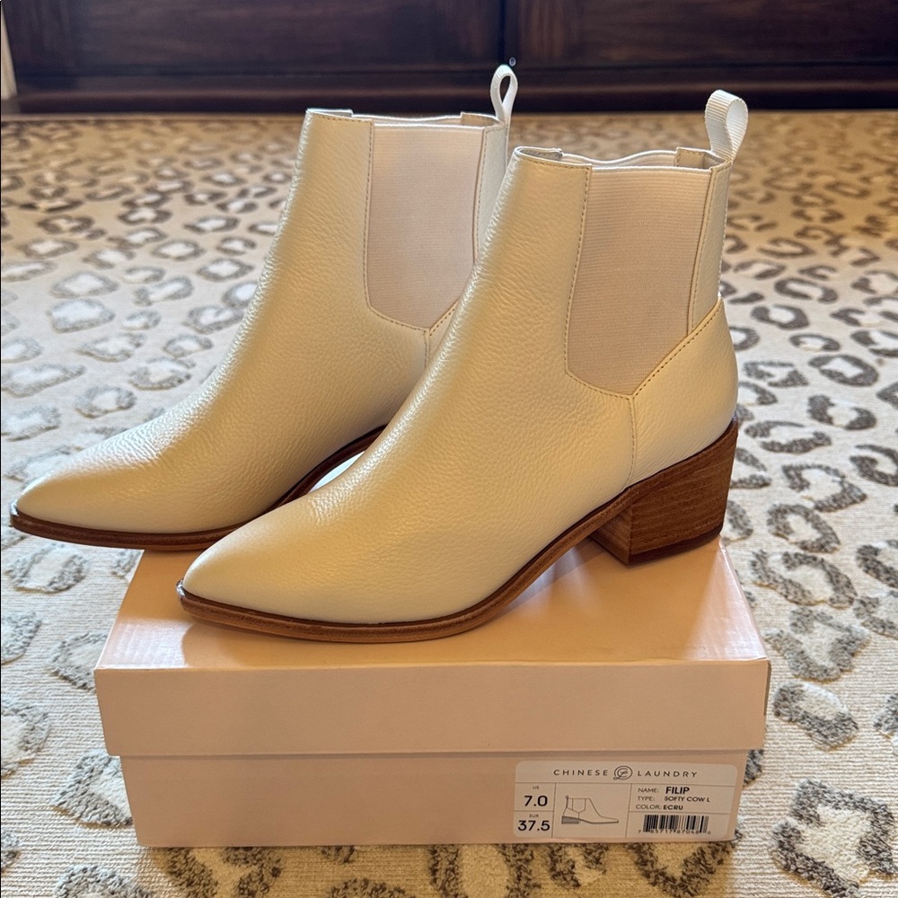 Chinese Laundry Filip Ivory Ankle Boots